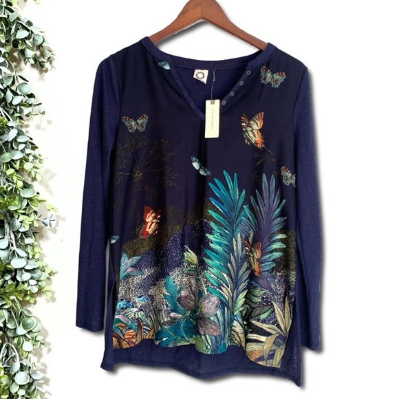 Anthropologie Tops - Akemi and kin butterfly linen tunic top NWT